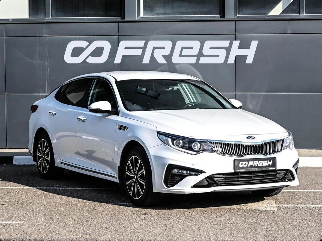 Седан Kia Optima 2019 года, 1749000 рублей, Кирилловка