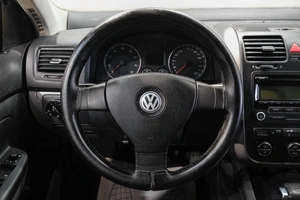 Седан Volkswagen Jetta 2009 года, 739000 рублей, Новокузнецк