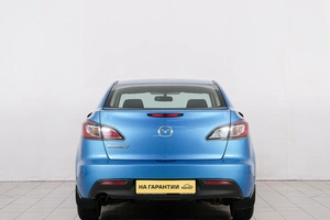 Седан Mazda 3 2011 года, 1149000 рублей, Красноярск