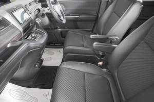 Минивэн Honda Freed 2021 года, 2049000 рублей, Кемерово