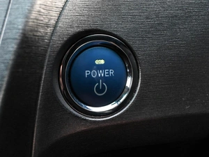 Лифтбек Toyota Prius 2014 года, 1199000 рублей, Кирилловка