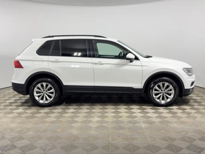 Внедорожник Volkswagen Tiguan 2018 года, 2098900 рублей, Казань