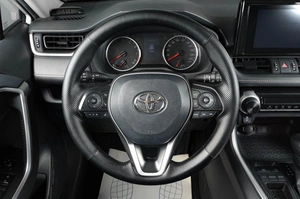 Внедорожник Toyota RAV4 2021 года, 3119000 рублей, Тюмень