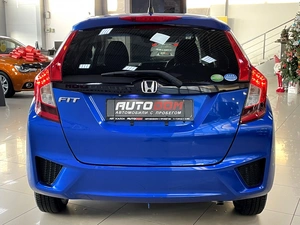 Хетчбэк Honda Fit 2013 года, 1197000 рублей, Солонцы