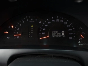 Седан Toyota Camry 2006 года, 1060000 рублей, Омск
