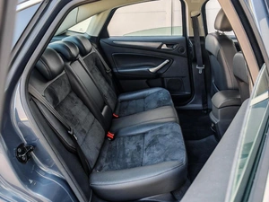 Седан Ford Mondeo 2010 года, 990000 рублей, Краснодар