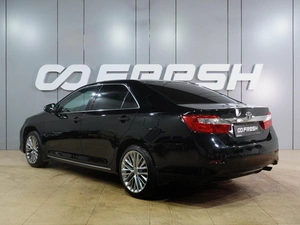 Седан Toyota Camry 2014 года, 1850000 рублей, Воронеж