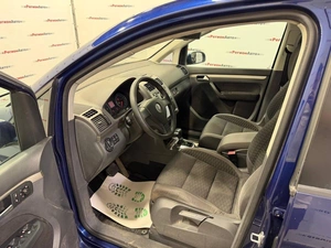 Минивэн Volkswagen Touran 2007 года, 399000 рублей, Красноярск