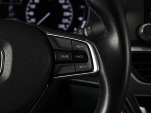 Седан Honda Accord 2021 года, 2790000 рублей, Омск