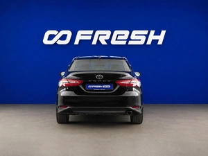 Седан Toyota Camry 2019 года, 2499434 рублей, Москва