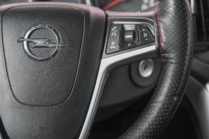 Хетчбэк Opel Astra 2011 года, 819000 рублей, Кемерово