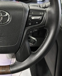 Внедорожник Toyota Land Cruiser 2016 года, 6400000 рублей, Красноярск