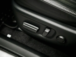 Внедорожник Toyota RAV4 2016 года, 2350000 рублей, Красноярск