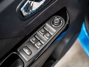 Внедорожник Renault Kaptur 2017 года, 990000 рублей, Красноярск