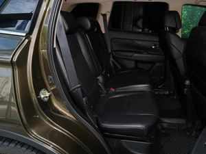 Внедорожник Mitsubishi Outlander 2017 года, 2398000 рублей, Тверь