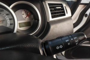 Хетчбэк Nissan Tiida 2010 года, 599000 рублей, Челябинск