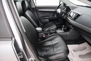 Седан Mitsubishi Lancer 2012 года, 999000 рублей, Красноярск