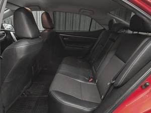 Седан Toyota Corolla 2013 года, 1299000 рублей, Красноярск