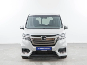Минивэн Honda Stepwgn Spada 2021 года, 3137900 рублей, Москва