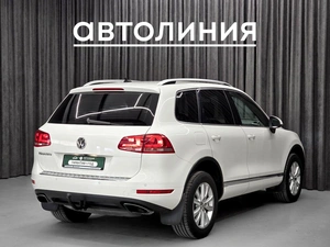 Внедорожник Volkswagen Touareg 2011 года, 1950000 рублей, Красноярск