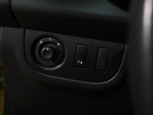 Хетчбэк Renault Sandero Stepway 2016 года, 1134000 рублей, Воронеж