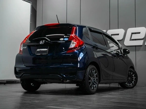 Хетчбэк Honda Fit 2017 года, 1499000 рублей, Тюмень