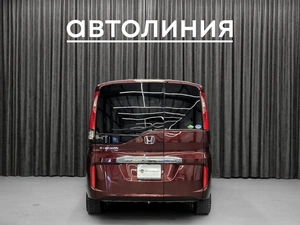 Минивэн Honda Stepwgn 2016 года, 1449000 рублей, Красноярск
