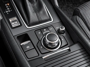Седан Mazda 6 2016 года, 1615000 рублей, Тюмень