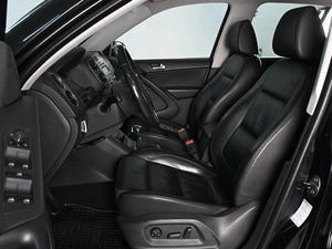 Внедорожник Volkswagen Tiguan 2010 года, 1329000 рублей, Ростов-на-Дону