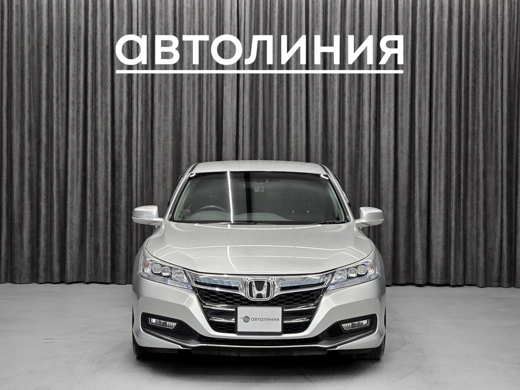 Седан Honda Accord 2014 года, 1899000 рублей, Красноярск