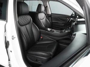 Внедорожник Hyundai Santa Fe 2022 года, 3769000 рублей, Красный Пахарь