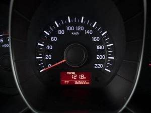 Седан Kia Rio 2016 года, 1020000 рублей, Омск