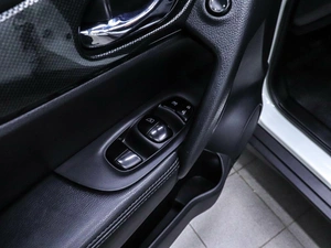 Внедорожник Nissan X-Trail 2016 года, 1599000 рублей, Красноярск