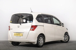 Минивэн Honda Freed 2012 года, 1099000 рублей, Томск