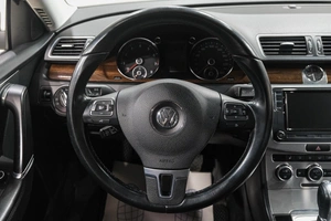 Седан Volkswagen Passat 2012 года, 1419000 рублей, Новокузнецк