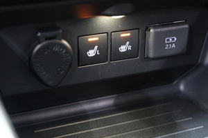 Внедорожник Toyota Raize 2020 года, 1909000 рублей, Омск