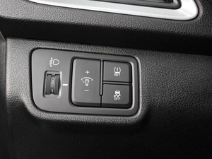 Седан Hyundai Solaris 2017 года, 1220000 рублей, Омск