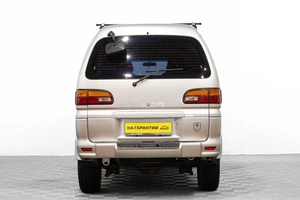 Минивэн Mitsubishi Delica 2002 года, 1799000 рублей, Барнаул