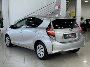 Хетчбэк Toyota Aqua 2018 года, 1397000 рублей, Солонцы