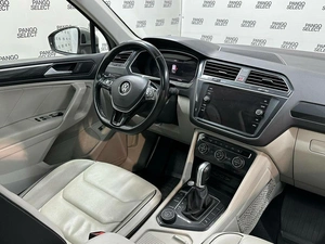 Внедорожник Volkswagen Tiguan 2018 года, 3359200 рублей, Красноярск