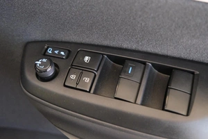 Хетчбэк Toyota Yaris 2021 года, 1139000 рублей, Омск