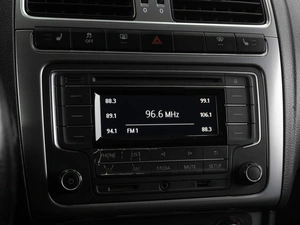 Седан Volkswagen Polo 2016 года, 777000 рублей, Тюмень