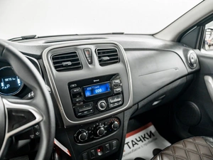 Хетчбэк Renault Sandero Stepway 2021 года, 1300000 рублей, Красноярск