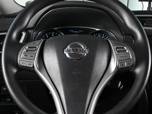 Внедорожник Nissan X-Trail 2015 года, 1705000 рублей, Аксай