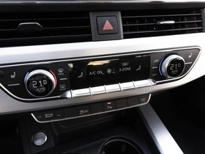 Седан Audi A4 2017 года, 2999000 рублей, Саратов