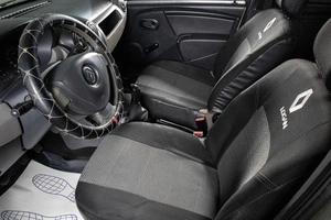 Седан Renault Logan 2011 года, 419000 рублей, Сургут