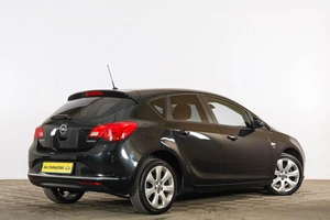 Хетчбэк Opel Astra 2013 года, 969000 рублей, Тюмень