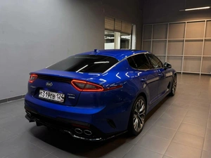 Лифтбек Kia Stinger 2018 года, 2897000 рублей, Красноярск