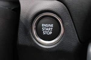 Внедорожник Toyota RAV4 2025 года, 4349000 рублей, Омск