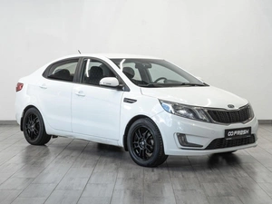 Седан Kia Rio 2012 года, 899000 рублей, Саратов